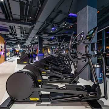 Фитнес-клуб DDX Fitness на Озерной фото 2
