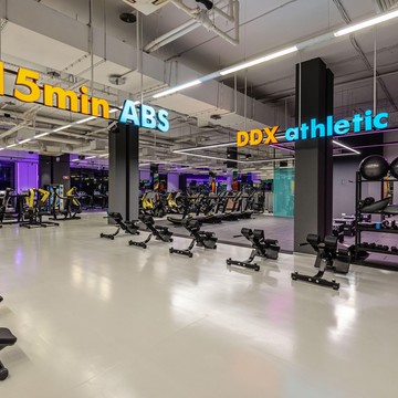 Фитнес-клуб DDX Fitness в Шараповском проезде фото 1
