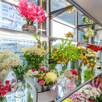 Магазин цветов Mona фото 1