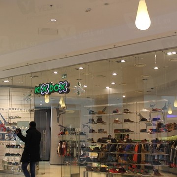 Магазин молодежной одежды и аксессуаров Kixbox на Ленинградском шоссе фото 1