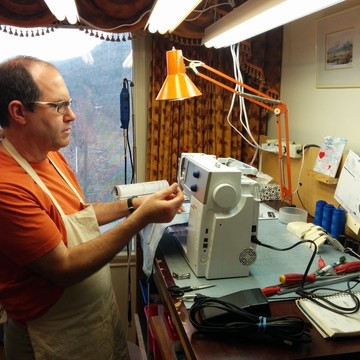 Ремонт швейных машин и оверлоков в Прикубанском районе фото 2