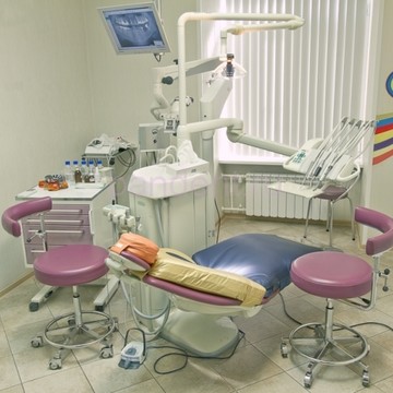 Клиника щадящей стоматологии Пандент в Центральном районе фото 3