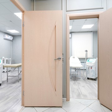 Клиника лазерной эпиляции и косметологии Подружки фото 3