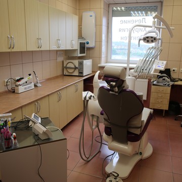 Стоматологический кабинет МастерДент на улице Капитана Маклакова фото 1