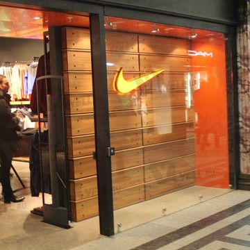 Nike на Манежной улице фото 3