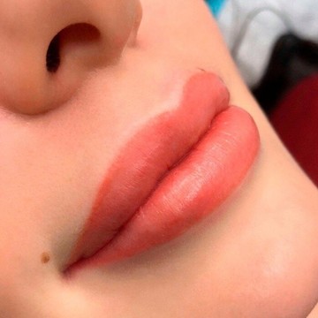 Салон Eyes-n-Lips на метро Аэропорт фото 3