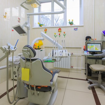 Стоматологическая клиника Нормодент-Сибирь в Центральном районе фото 3