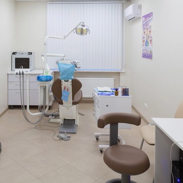 Клиника семейной стоматологии Династия на Кальной улице фото 2