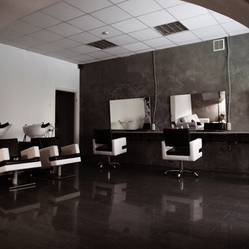 Салон красоты SLAVINSKIY Hair Studio фото 2