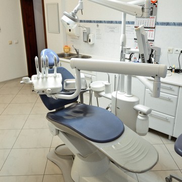 Стоматологический центр Novaproff на Озерной улице фото 1