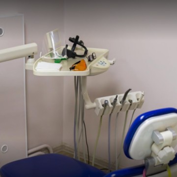Стоматологический кабинет Добрый стоматолог в Кировском районе фото 2