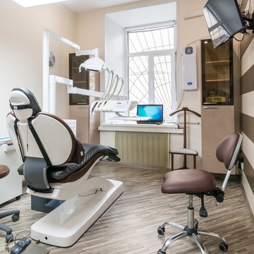 Стоматологическая клиника Dr.Konnikov в Лялином переулке фото 3