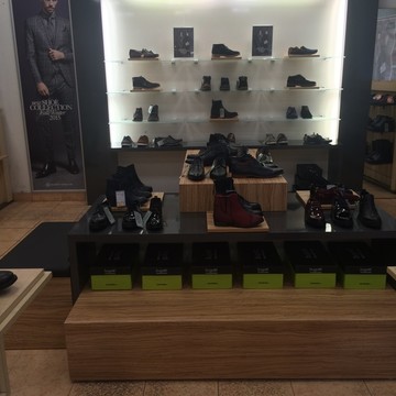 Магазин обуви Salamander в Петроградском районе фото 2