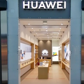 Фирменный магазин Huawei в Москве фото 3