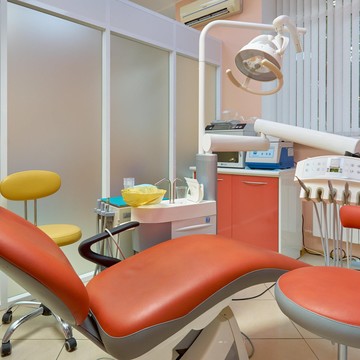 Стоматологическая клиника Din Dental Clinic фото 1
