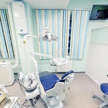 Стоматологическая клиника Айсберг+ на проспекте Авиаконструкторов фото 2