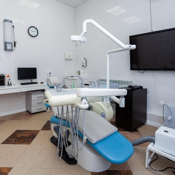 Стоматологическая клиника Garant Smile на Длинной улице фото 3
