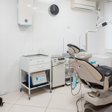 Стоматологический салон Дантист фото 1