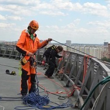 Мойка фасада здания.