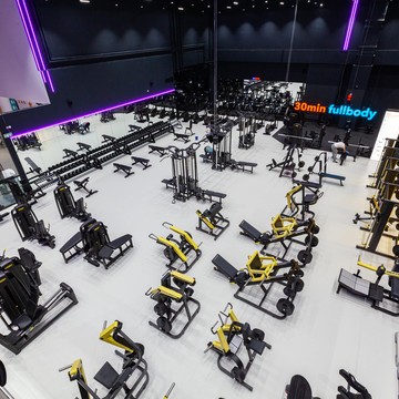 Фитнес-клуб DDX Fitness БИРЮСИНКА на Булатниковской улице фото 2