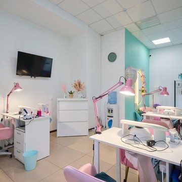 Студия маникюра и педикюра Nailroom фото 2