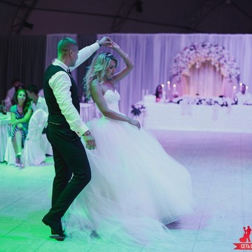 Школа свадебного танца La Danse на улице Миклухо-Маклая фото 1