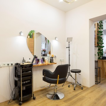 Парикмахерская Pure Tone Hair Lab фото 1