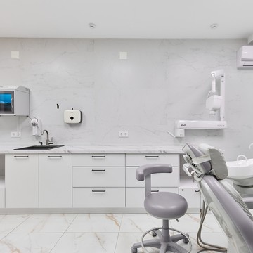 Центр эстетической стоматологии Харизма на Авиационной улице фото 3