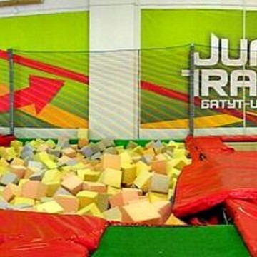 Первый Пермский батут-центр JumpTramp в Ленинском районе фото 1
