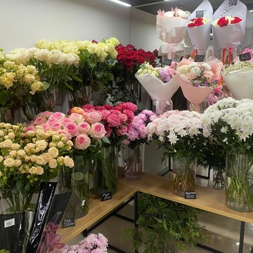 Студия цветов FMART by flowwow x Riviera фото 2