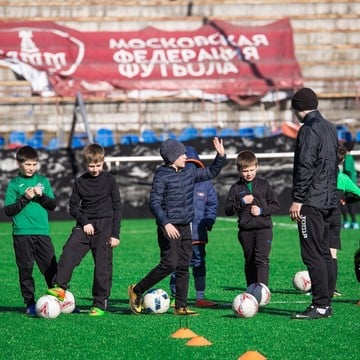 Детский футбольный клуб Авангард на Елецкой улице фото 1