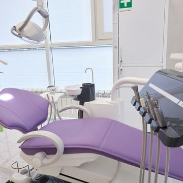 Стоматологическая клиника Пломбир фото 1