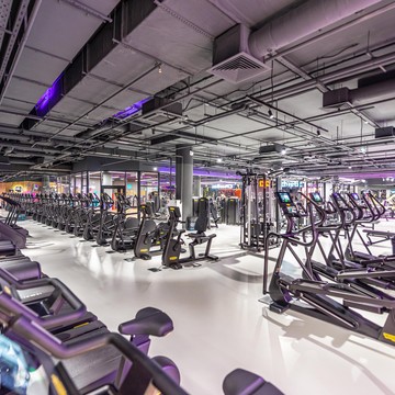 Фитнес-клуб DDX Fitness на улице Лескова фото 3