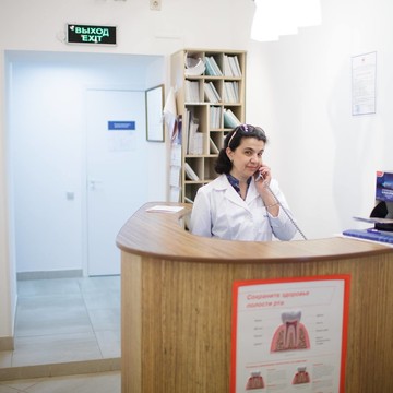 Стоматологическая клиника Добрый доктор в Тракторозаводском районе фото 1