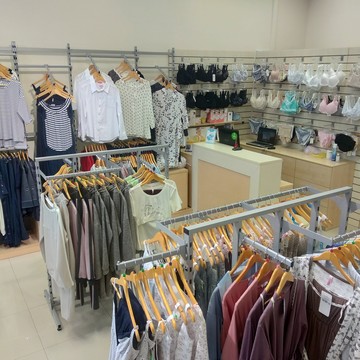 Магазин одежды для беременных new Form на улице Генерала Лизюкова фото 2