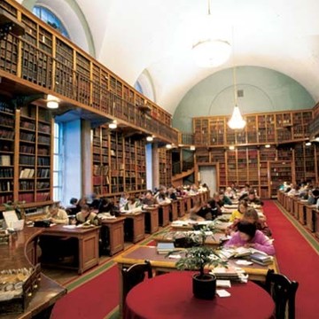 Российская государственная библиотека искусств в Тверском районе фото 2