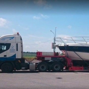 «АТП Невское» — перевозка больших грузов фото 1
