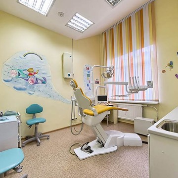 Стоматологическая клиника Премьера на Богатырском проспекте фото 2