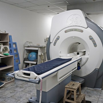 Диагностический центр ЦМРТ Нарвский на улице Ивана Черных фото 3