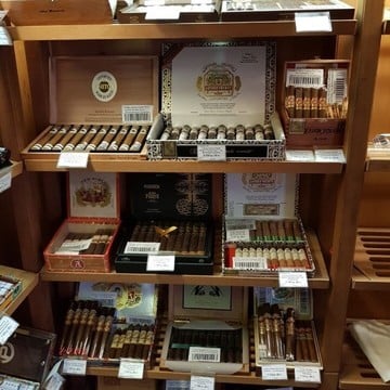 Сигарный бутик Cigar Storis на Октябрьской фото 2