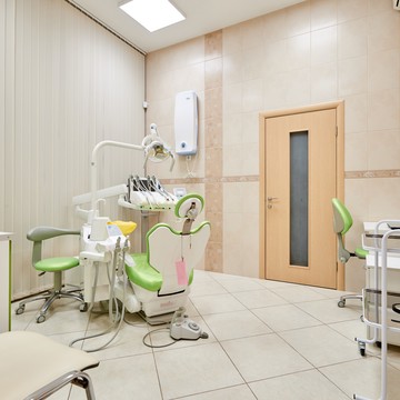 Центр имплантации и стоматологии ИНТАН на Новосмоленской набережной фото 1