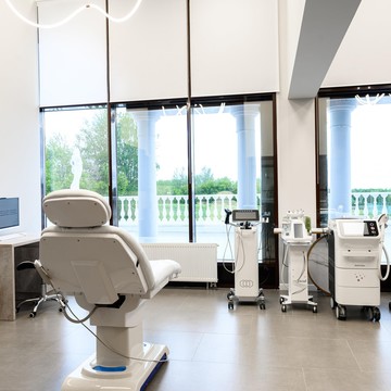 Центр косметологии и стоматологии Sky Line Clinic фото 2