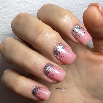 Студия маникюра Дарья Ожог Nail Club фото 3