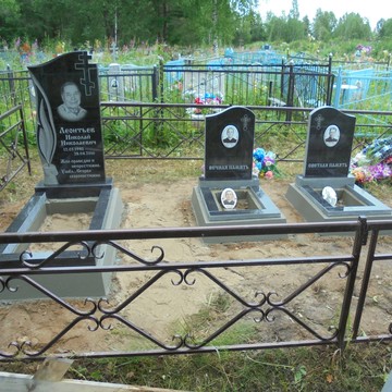 Памятники установлены в г.Харовск в 2017