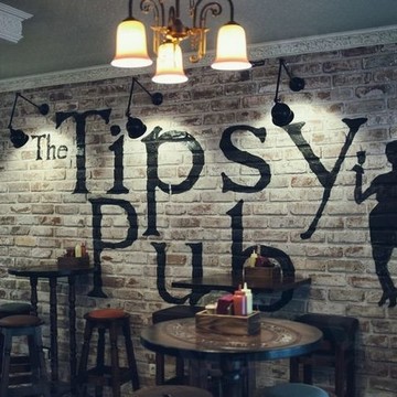 The Tipsy Pub фото 2