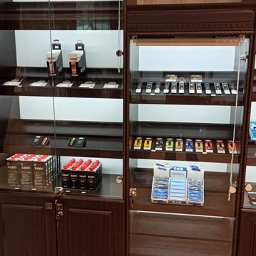 Магазин табачных изделий Churchill на Правобережной улице фото 2