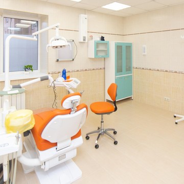 Стоматологическая клиника 32 Карата фото 1