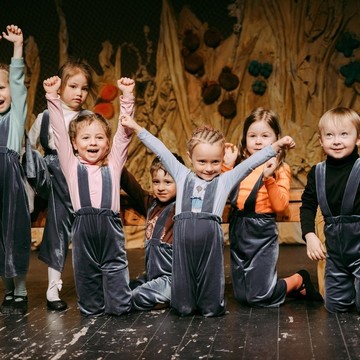 Театральная студия для детей Ирбис на Коломенской фото 1