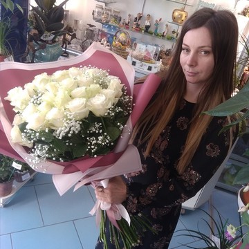 Салон цветов и праздничного оформления Holiday на улице Селезнёва фото 3