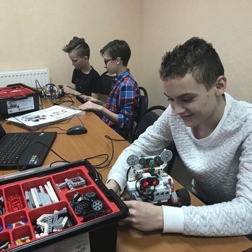 Школа программирования и робототехники Пиксель на улице Ленина фото 2